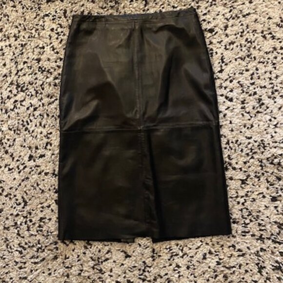 Banana Republic genuine Leather BlackPencil Skirt. Y2K. Size 2 Perfect condition - Picture 1 of 12